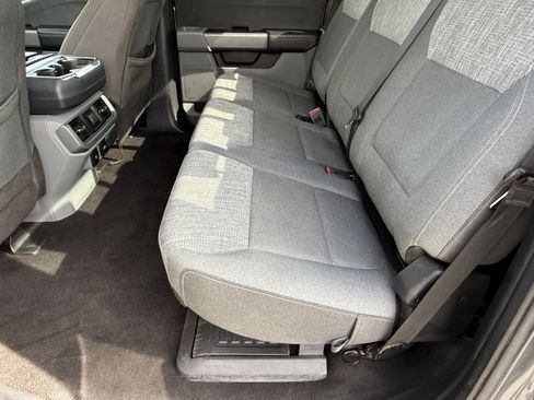 Used 2022 Ford F150 XLT w/ Trailer Tow Package image 24