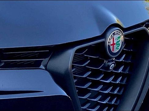 Used 2024 Alfa Romeo Tonale Veloce image 31