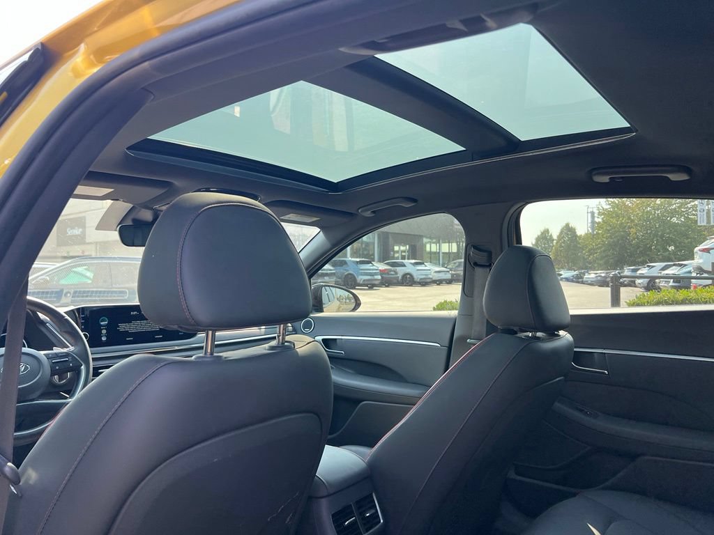 Used 2020 Hyundai Sonata SEL Plus w/ Tech Package FWD image 11