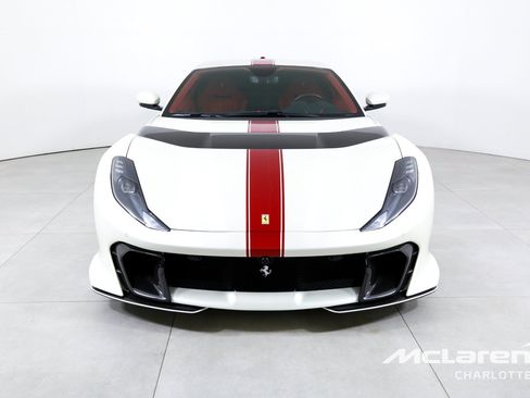 Used 2022 Ferrari 812 Competizione RWD image 4