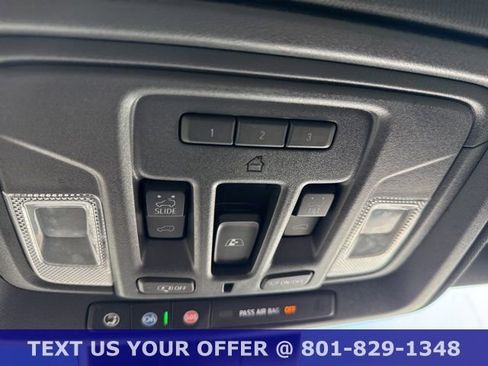 Used 2023 Chevrolet Silverado 1500 ZR2 w/ Technology Package AWD/4WD image 27