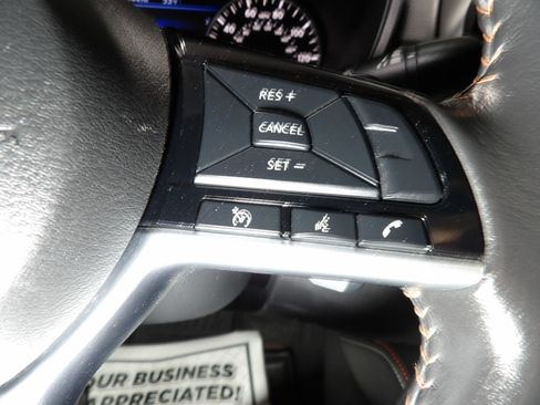 Used 2023 Nissan Altima 2.5 SR w/ SR Premium Package FWD image 23