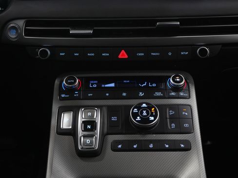 Used 2024 Hyundai Palisade SEL AWD/4WD image 18