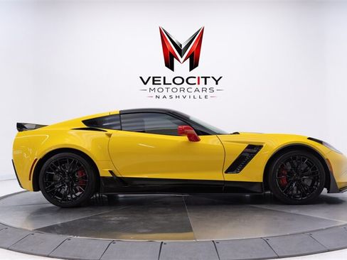 Used 2018 Chevrolet Corvette Z06 RWD image 5