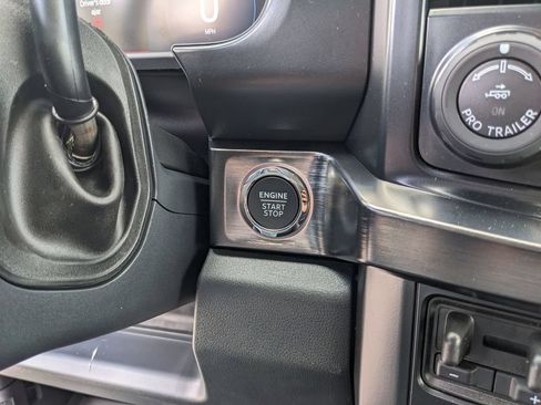 New 2026 Ford F350 Lariat w/ Lariat Premium Package AWD/4WD image 25