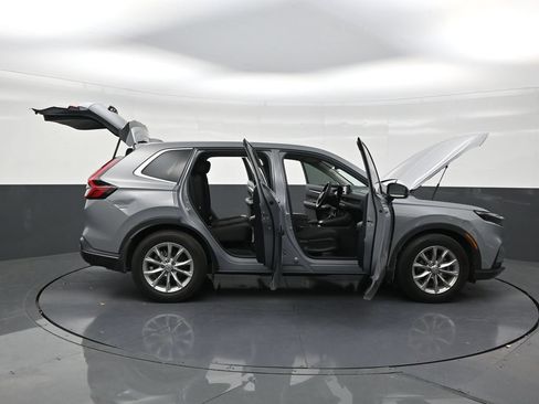 Used 2025 Honda CR-V EX image 29