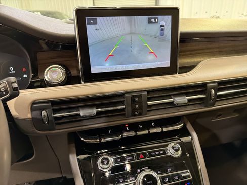 Used 2022 Lincoln Corsair Reserve w/ Sport Package image 18