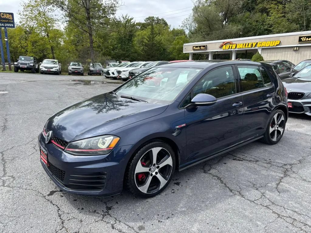 Used 2015 Volkswagen GTI SE w/ Lighting Package (SEL) FWD image 4