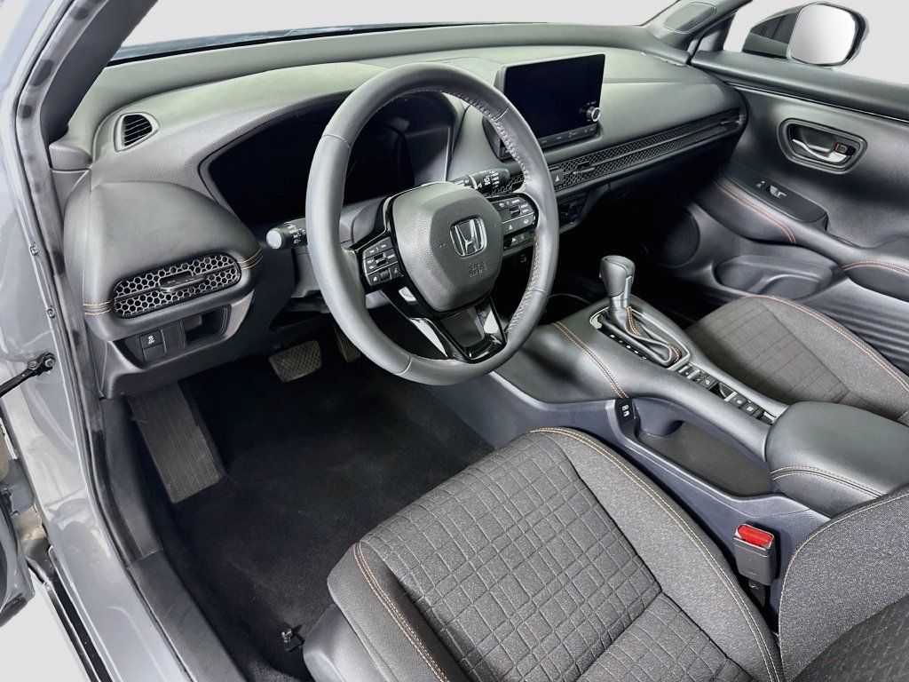 Certified 2024 Honda HR-V Sport image 9