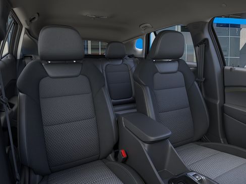 New 2026 Chevrolet Trax LT FWD image 40