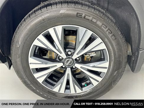 Certified 2023 Nissan Rogue SV w/ SV Premium Package image 31