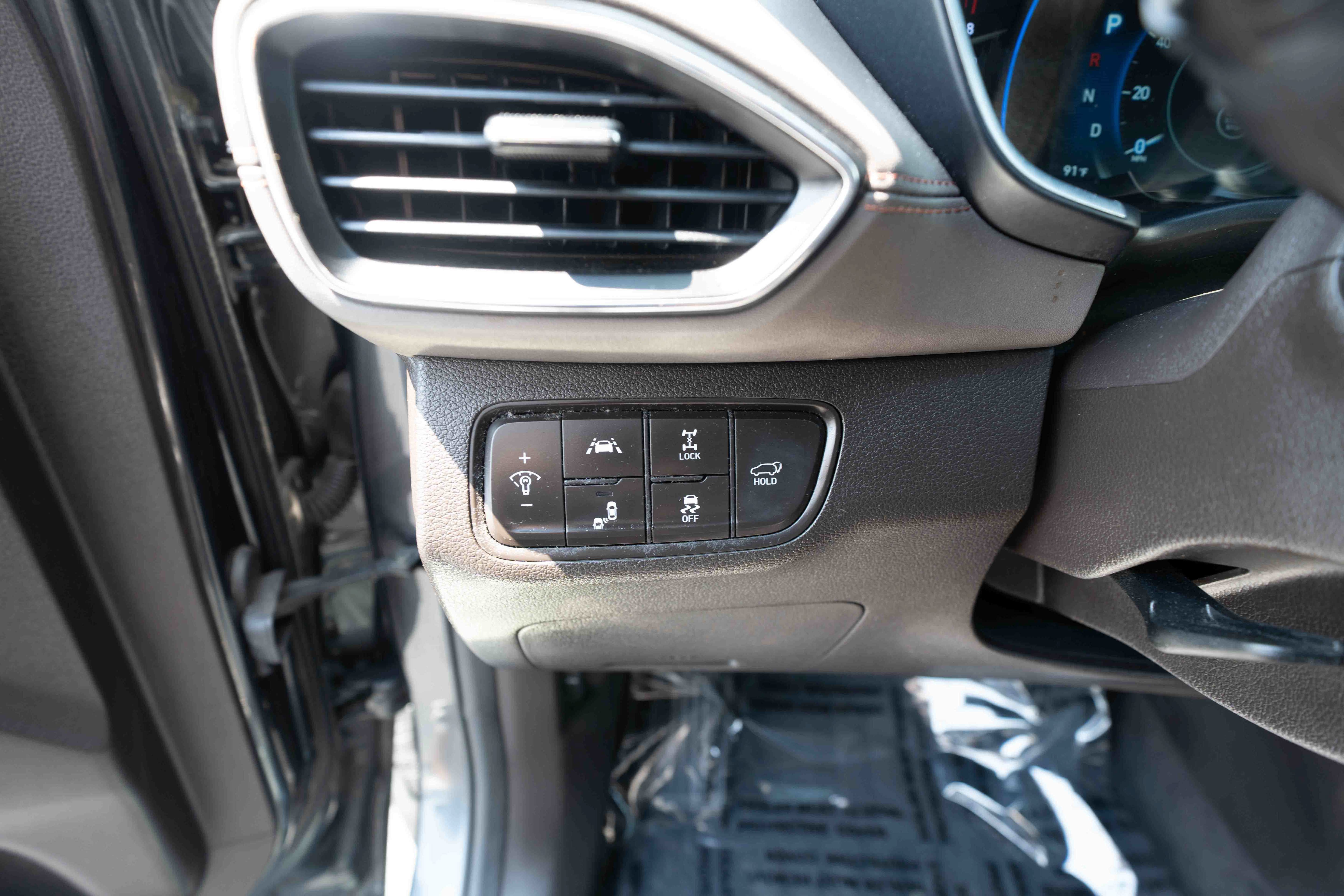 Used 2020 Hyundai Santa Fe Limited AWD/4WD image 11