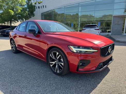Used 2024 Volvo S60 B5 Plus AWD/4WD image 1