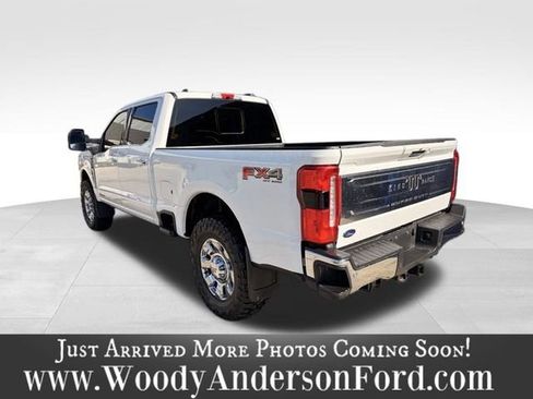 Used 2023 Ford F250 King Ranch w/ Chrome Package image 4