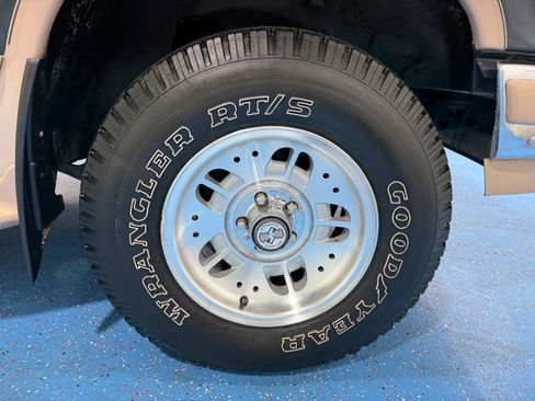 Used 1994 Ford Explorer 4WD 4-Door image 50