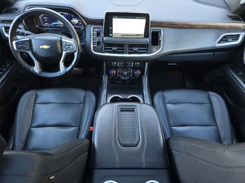 Used 2022 Chevrolet Tahoe LT w/ Luxury Package image 3