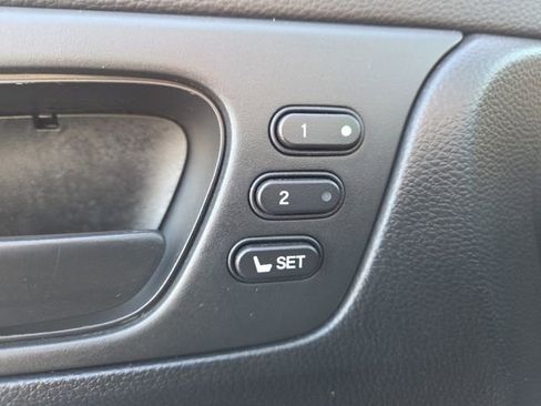 Used 2023 Honda Odyssey EX-L image 9