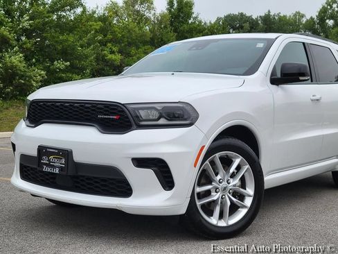Used 2024 Dodge Durango GT AWD/4WD image 2