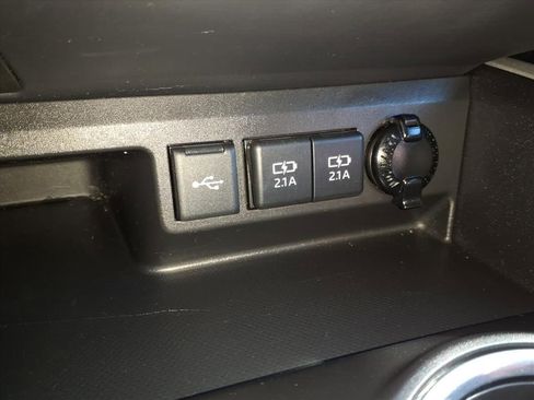 Used 2021 Toyota Highlander XSE image 20