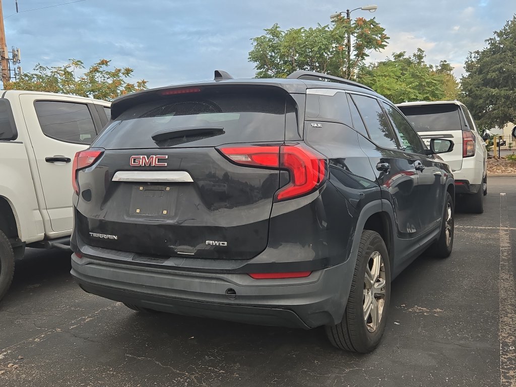 Used 2018 GMC Terrain SLE w/ Driver Convenience Package AWD/4WD image 6