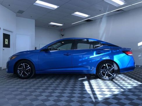 Used 2024 Nissan Sentra SV image 12