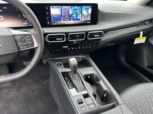 New 2026 Nissan Sentra SV w/ SV Convenience Package image 28