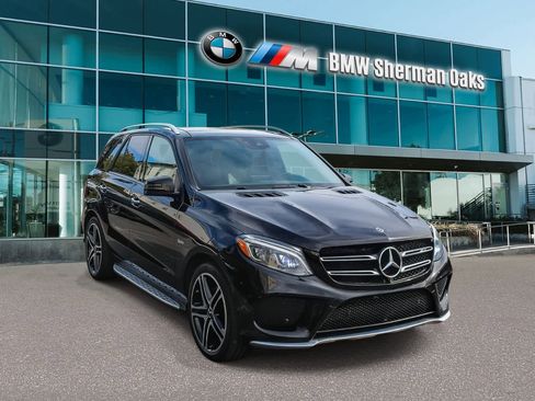 Used 2018 Mercedes-Benz GLE 43 AMG 4MATIC image 3