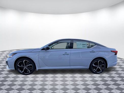 New 2026 Nissan Altima 2.5 SR FWD image 4