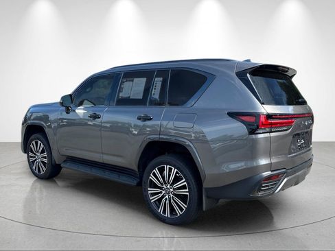 Used 2023 Lexus LX 600 4WD w/ Appearance Package image 3