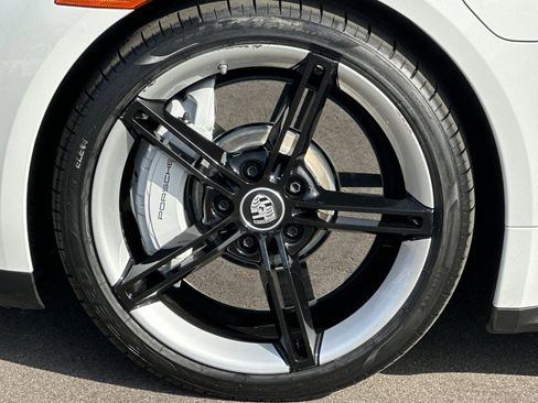 Used 2024 Porsche Taycan image 26