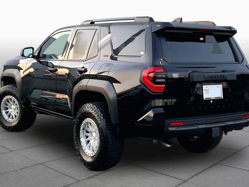 Used 2026 Toyota 4Runner SR5 AWD/4WD image 12