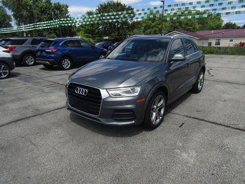 Used 2017 Audi Q3 2.0T Premium Plus w/ Premium Plus Package AWD/4WD image 3