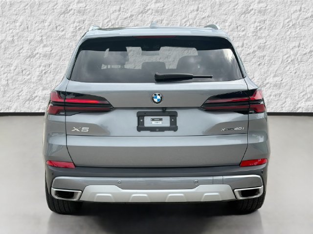 Used 2025 BMW X5 xDrive40i AWD/4WD image 4