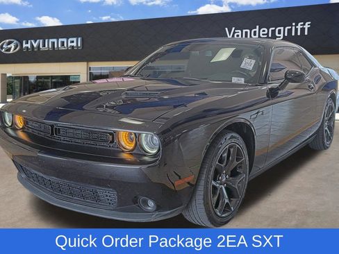 Used 2020 Dodge Challenger SXT w/ Blacktop Package RWD image 1