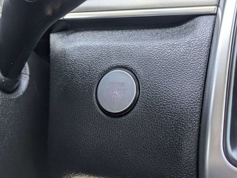 Used 2023 Kia Sorento S w/ Panoramic Sunroof Package image 31