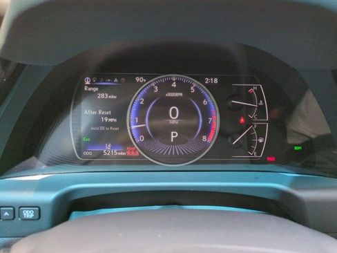 Used 2025 Lexus ES 350 w/ Premium Package image 25