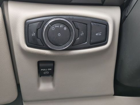 Used 2018 Lincoln MKX Reserve w/ Lincoln MKX Climate Package AWD/4WD image 18