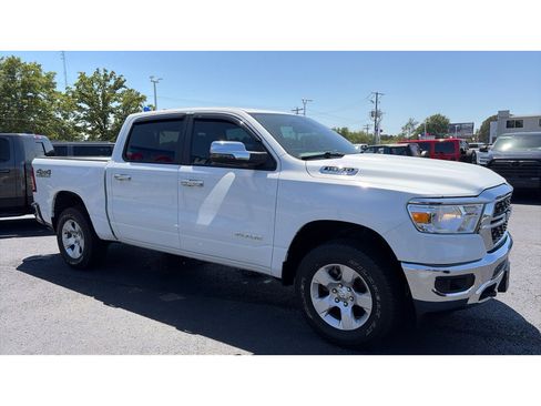 Used 2024 RAM 1500 Big Horn AWD/4WD image 3