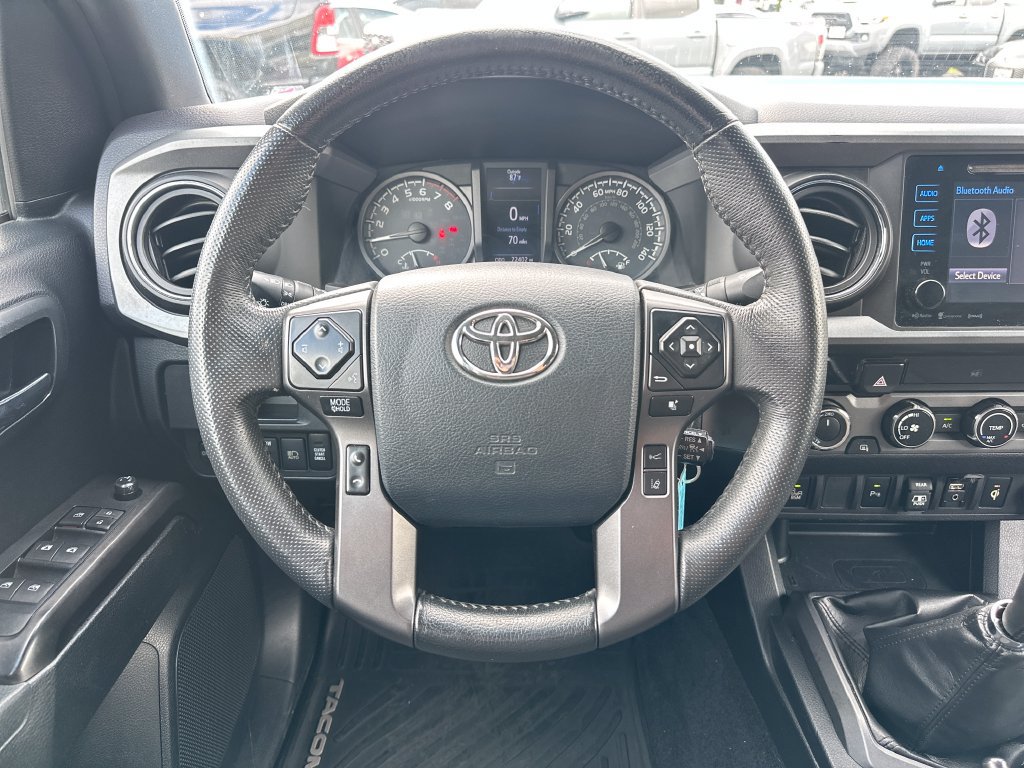 Used 2018 Toyota Tacoma TRD Off-Road AWD/4WD image 14