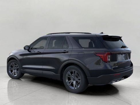 New 2026 Ford Explorer Active w/ Active Comfort Package AWD/4WD image 4
