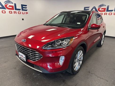 Used 2022 Ford Escape Titanium w/ Titanium Elite Package AWD/4WD image 5