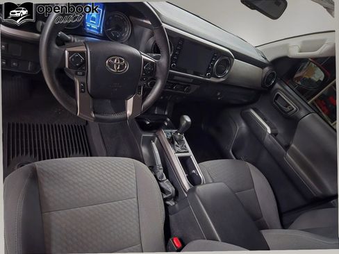 Used 2022 Toyota Tacoma SR5 w/ Technology Package AWD/4WD image 12