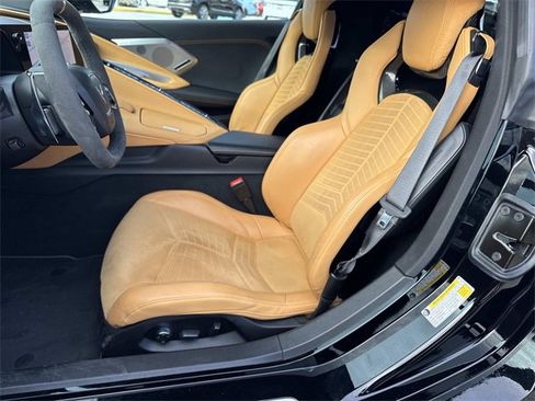 Used 2022 Chevrolet Corvette Stingray 2D Coupe w/ Z51 Performance Package image 16