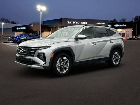 New 2026 Hyundai Tucson SEL image 2