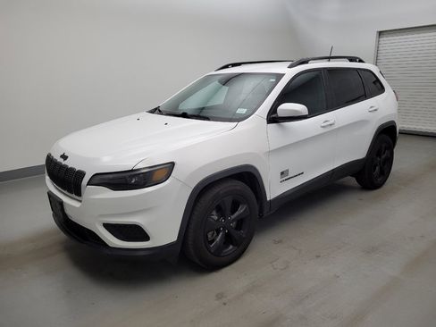 Used 2021 Jeep Cherokee Latitude FWD image 2