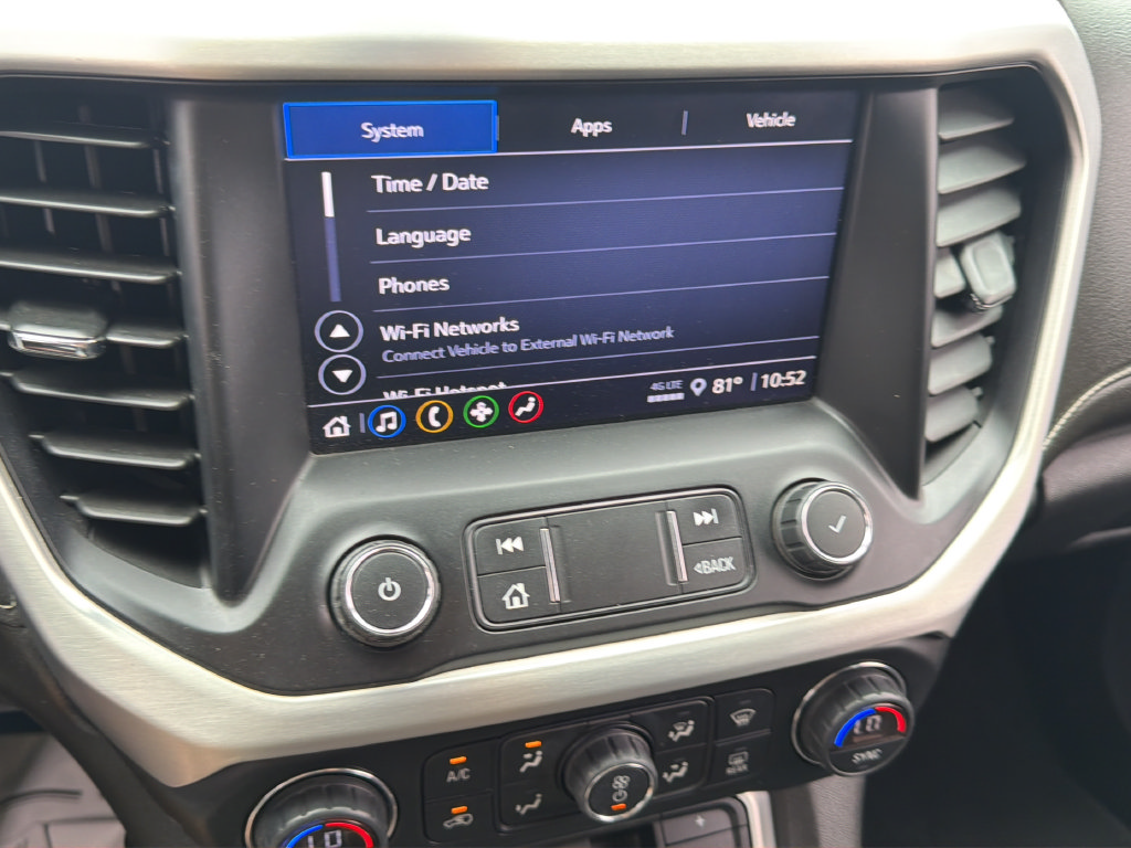 Used 2022 GMC Acadia SLE w/ Driver Convenience Package FWD image 25