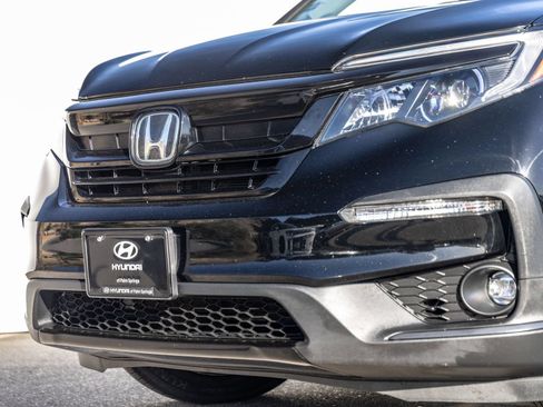 Used 2021 Honda Pilot Special Edition image 3