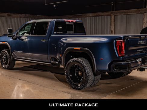 Used 2022 GMC Sierra 3500 Denali w/ Denali Ultimate Package image 7
