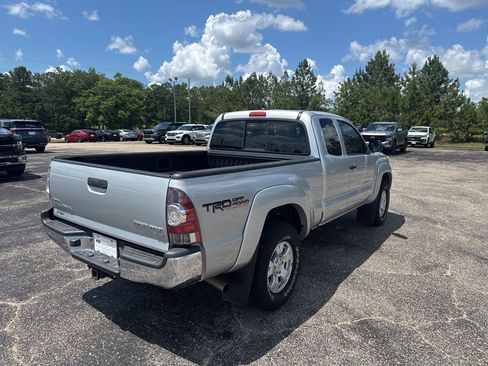 Used 2012 Toyota Tacoma PreRunner w/ TRD Off-Road Pkg RWD image 18