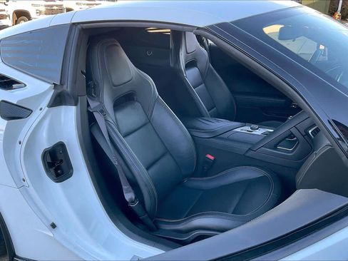 Used 2016 Chevrolet Corvette Z51 1LT image 9